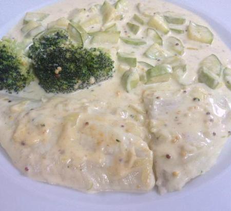 Dovlecei cu sos de smantana