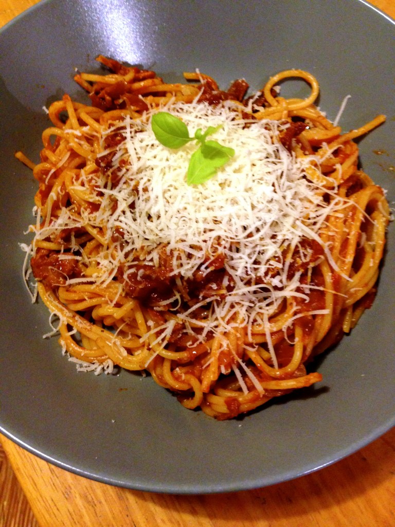 Paste milaneze - Spaghete milaneze - Reteta mea