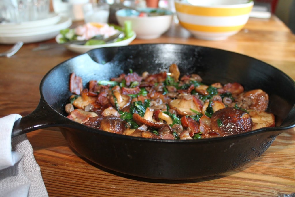 Sote de ficat cu ciuperci