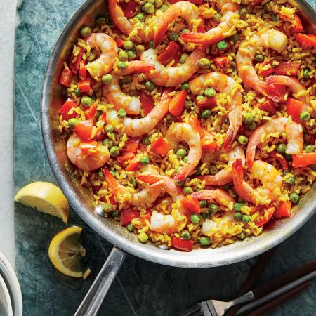 Paella cu creveti si chorizo
